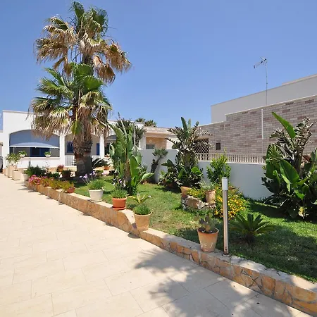 Holiday home Le Di Annina By Salento Affitti